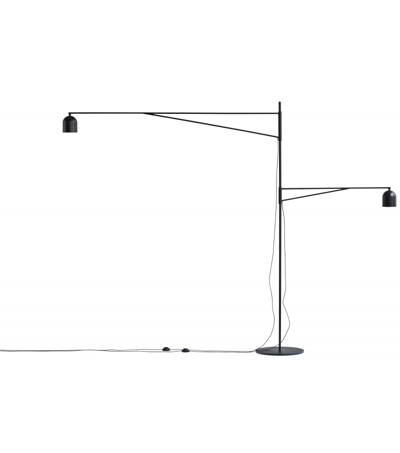 Awkward Light Floor Lamp Karakter