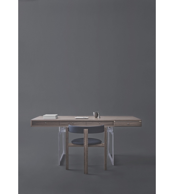 Principal Chair Karakter Chaise