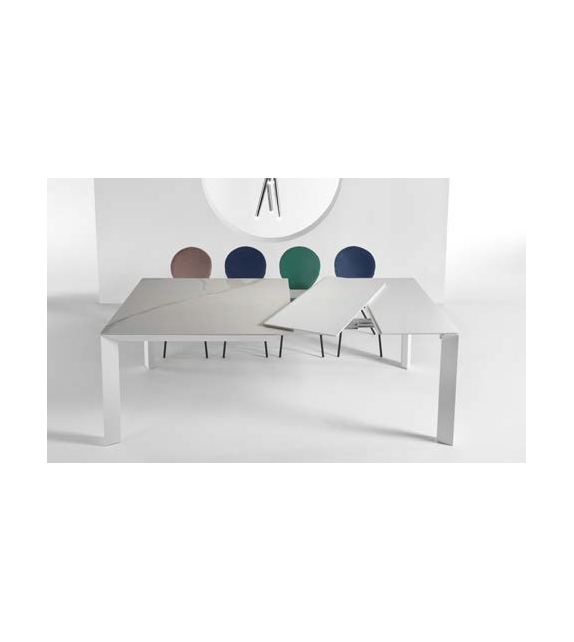 Manhattan Table Riflessi