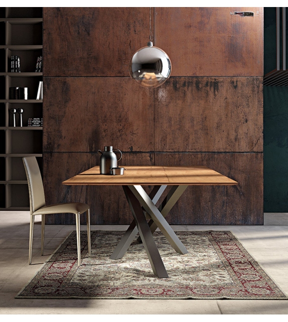 Shangai Holz Riflessi Tisch