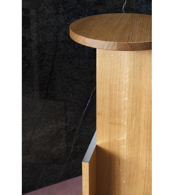 DT01 Tank E15 Sgabello