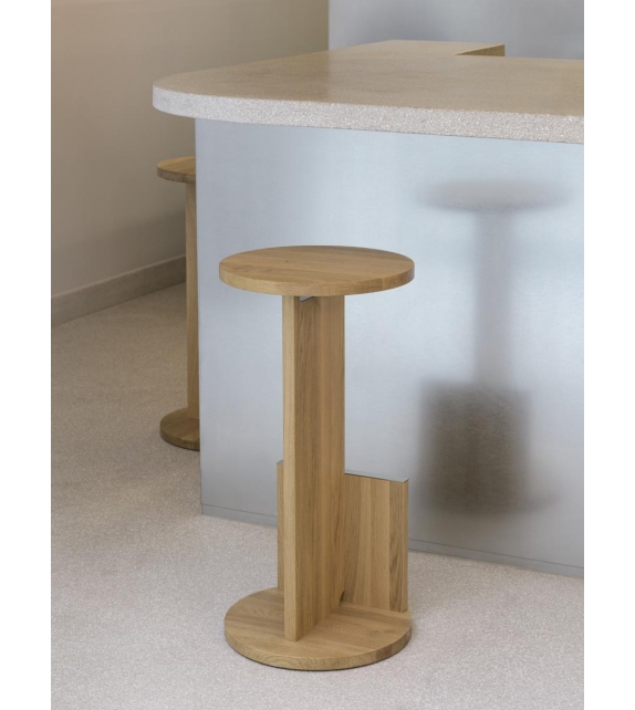 DT01 Tank E15 Stool