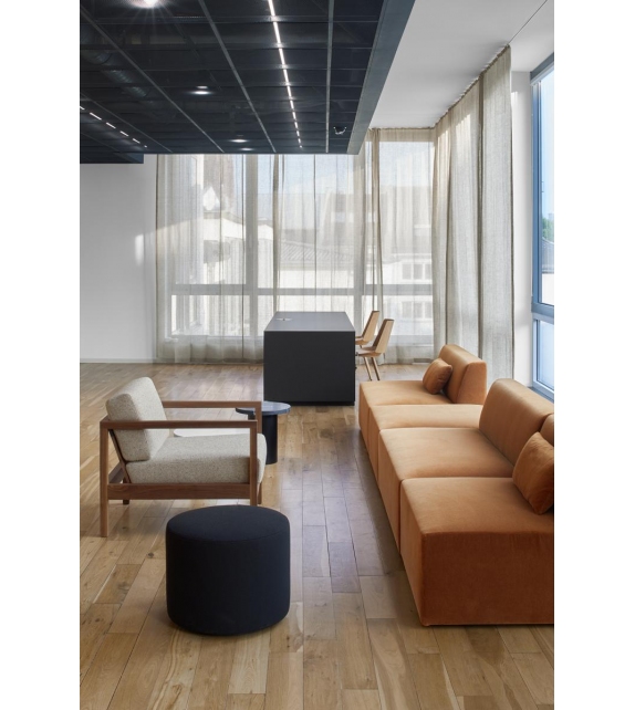 SF06 Sofa Kerman E15