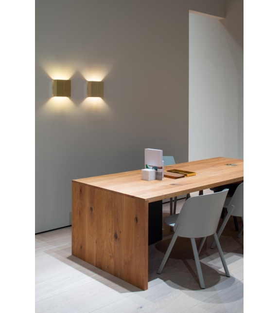 LT03 Seam Three E15 Wall Lamp