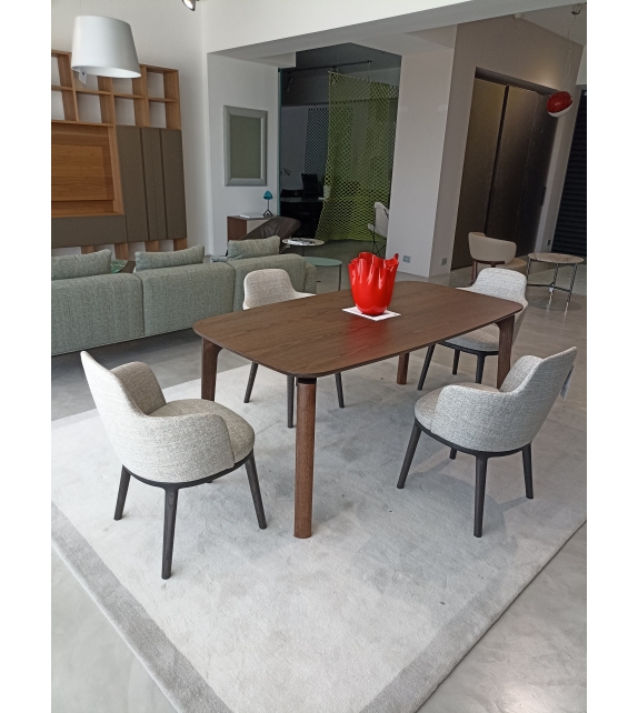 Listo para entregar - Nabucco Poltrona Frau Mesa