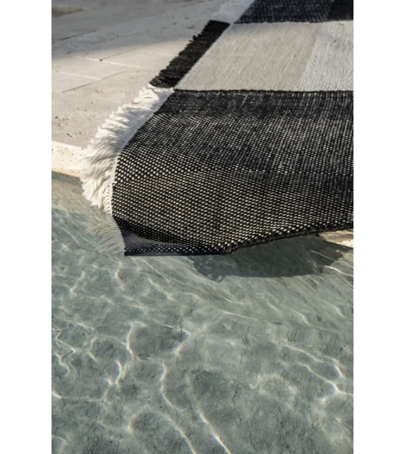 Tres Outdoor Nanimarquina Rug
