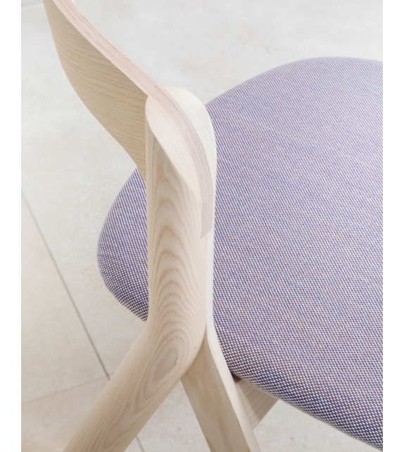 Diverge Miniforms Chair