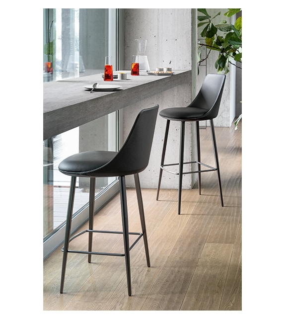 Itala too Bonaldo Hocker