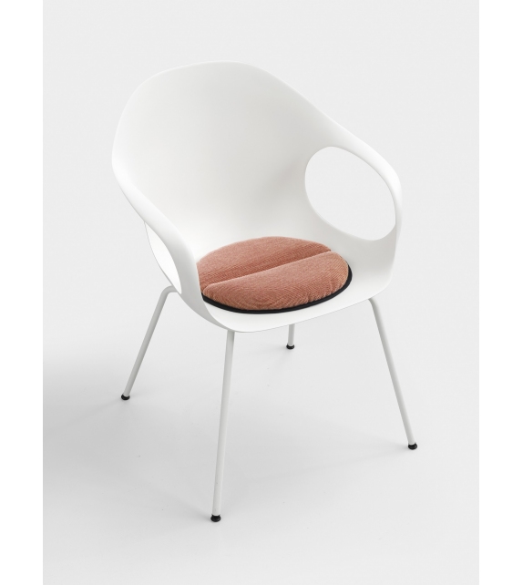 Elephant. poltroncina su gambe