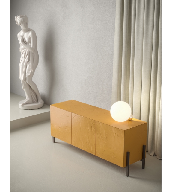 Sharp Sideboard Momenti Füße im Glas