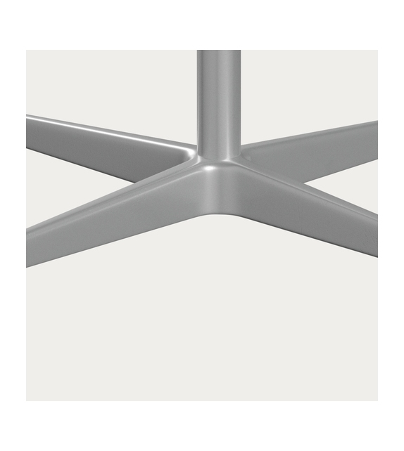 Supercircular Fritz Hansen Table