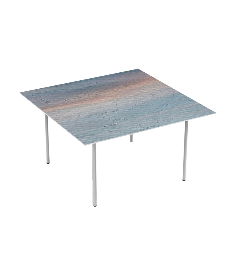 Holmes Momenti CouchTisch mit quadratischer Spitze