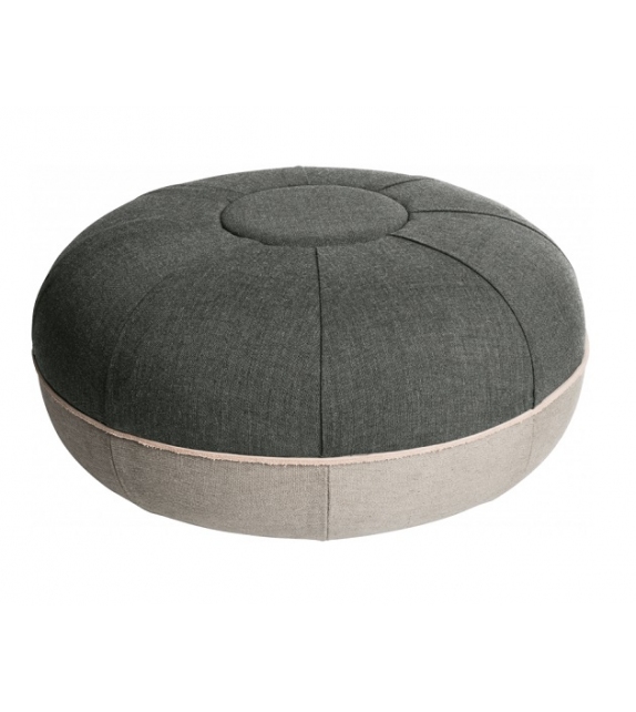 Cecilie Manz Fritz Hansen Pouf