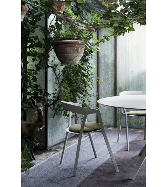 Compas Chaise Kristalia