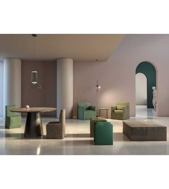 Rochester Momenti ArmChair