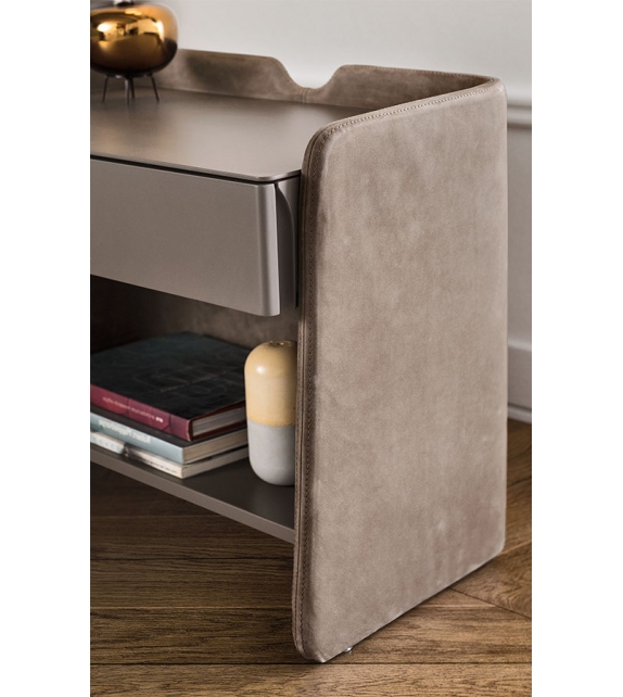 Chloé Pianca Bedside Table