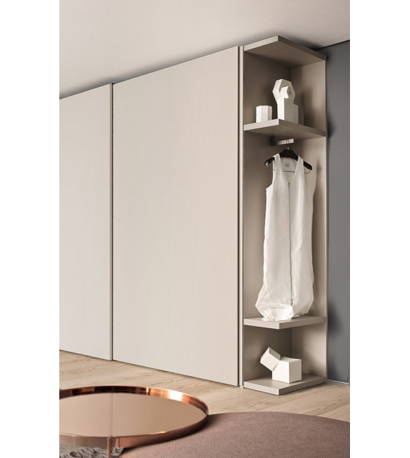 Nastro Pianca Kleiderschrank