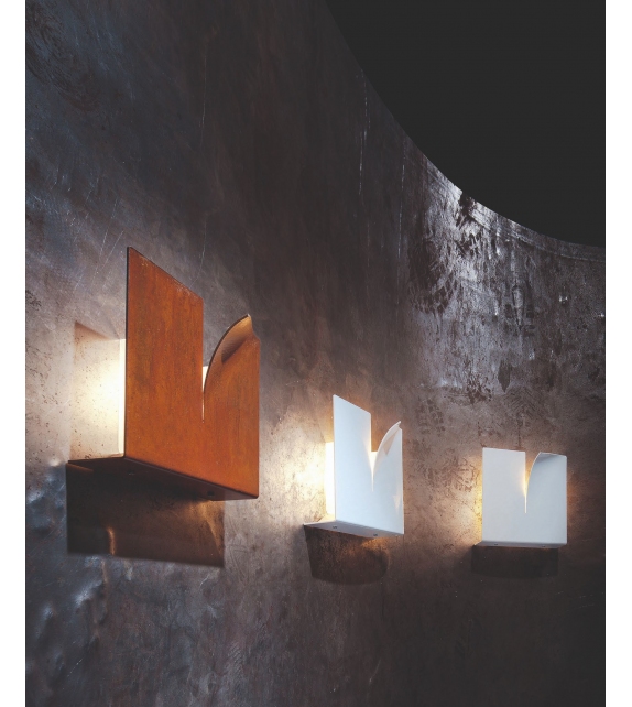 Crack Zava Table Lamp