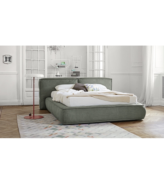 True Bonaldo Bed