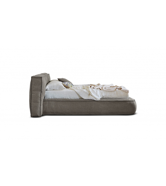True Bonaldo Bed
