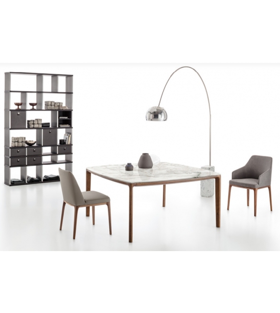 Amanda Alivar Chaise