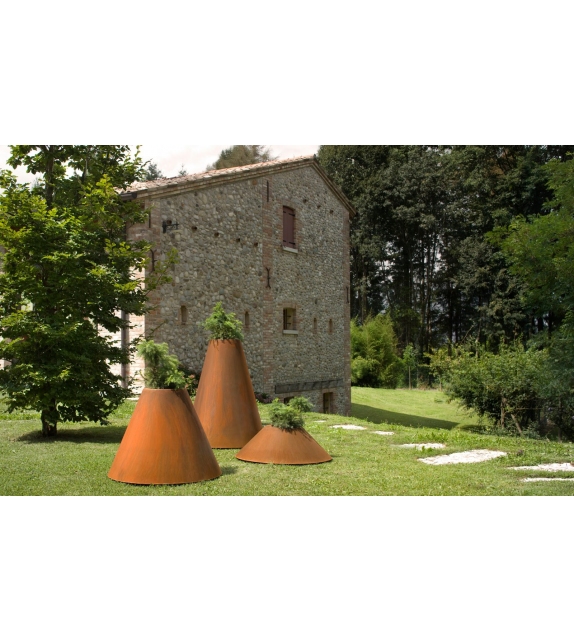 Vase Conique DeCastelli