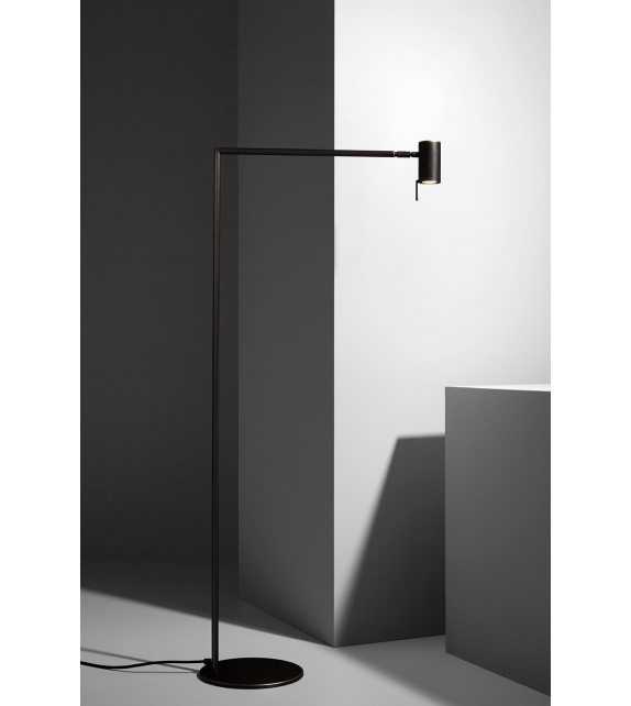 Rectus Venicem Floor Lamp