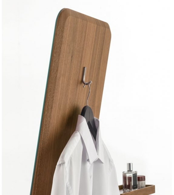 Ben Alivar Valet Stand