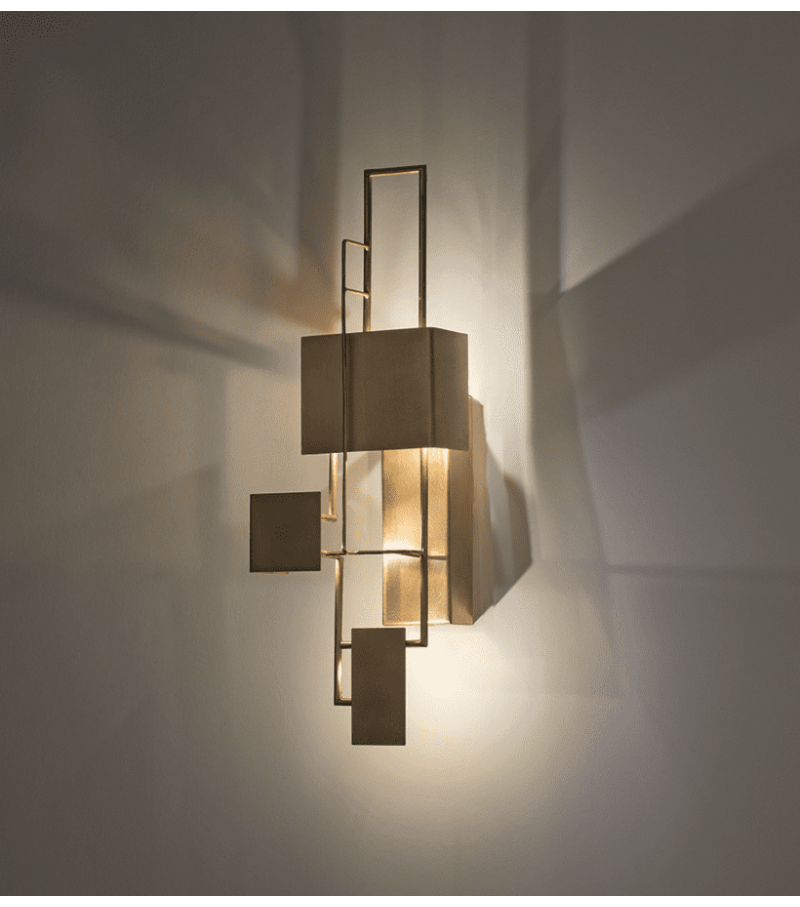 Angle Ombre Portée Lampada da Parete