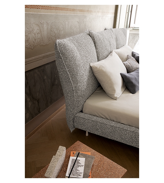 Madame C Bonaldo Bed