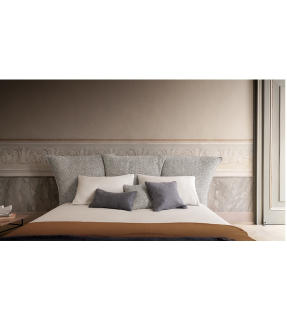 Madame C Bonaldo Bed