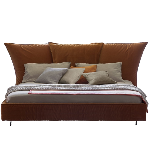 Madame C Bonaldo Bed