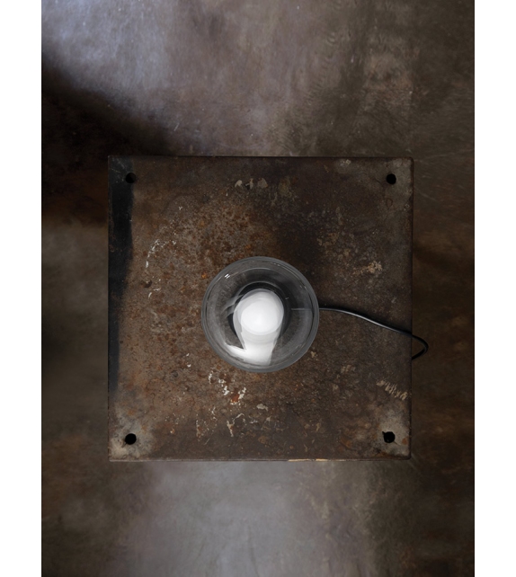 Agua Karman Table Lamp