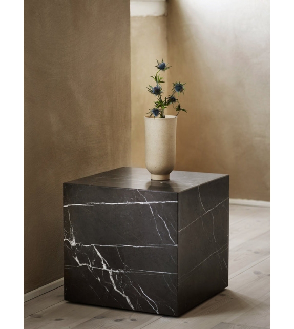 Plinth Cubic Menu Beistelltisch