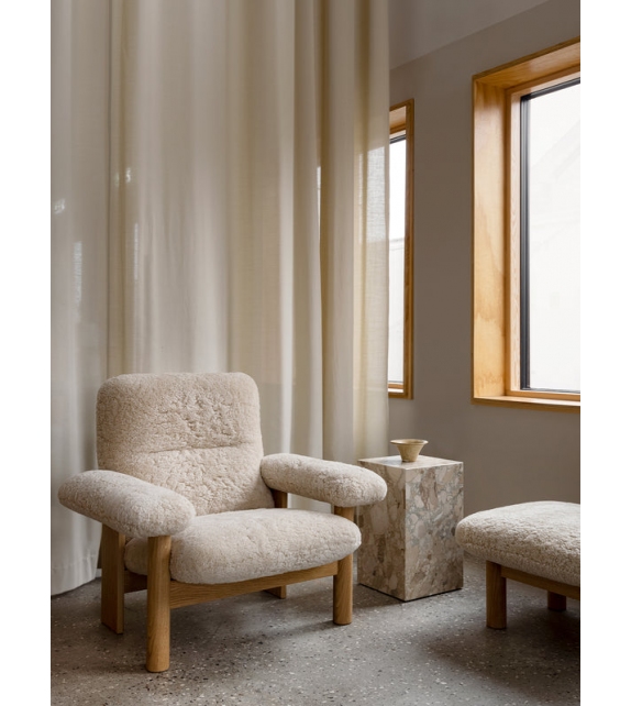 Brasilia Menu Lounge Chair