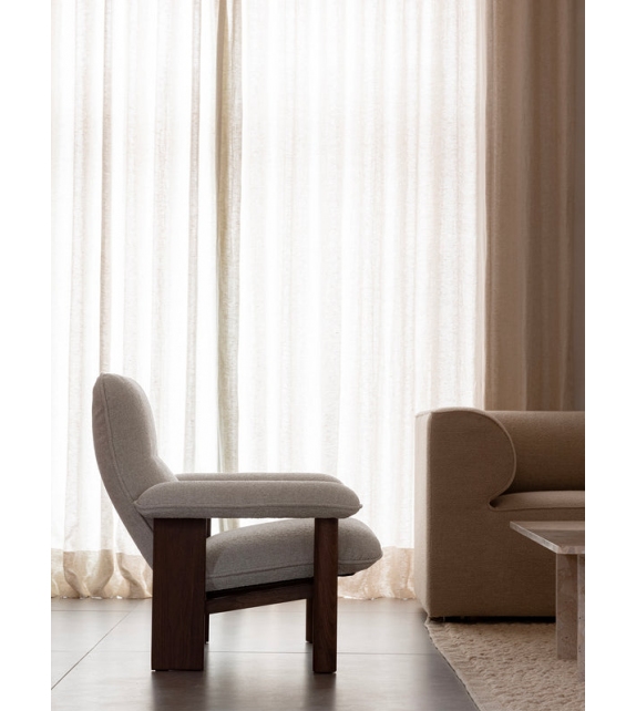 Brasilia Menu Lounge Chair