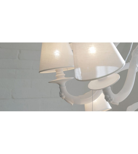 Déja-Vu Karman Wall Lamp