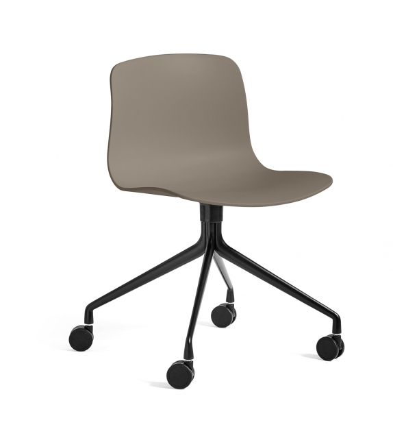 About a Chair AAC 14 Hay Silla