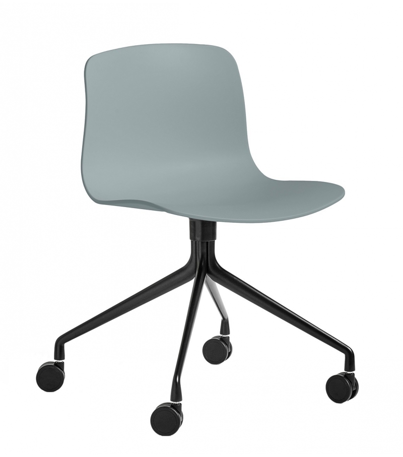 About a Chair AAC 14 Hay Drehstuhl