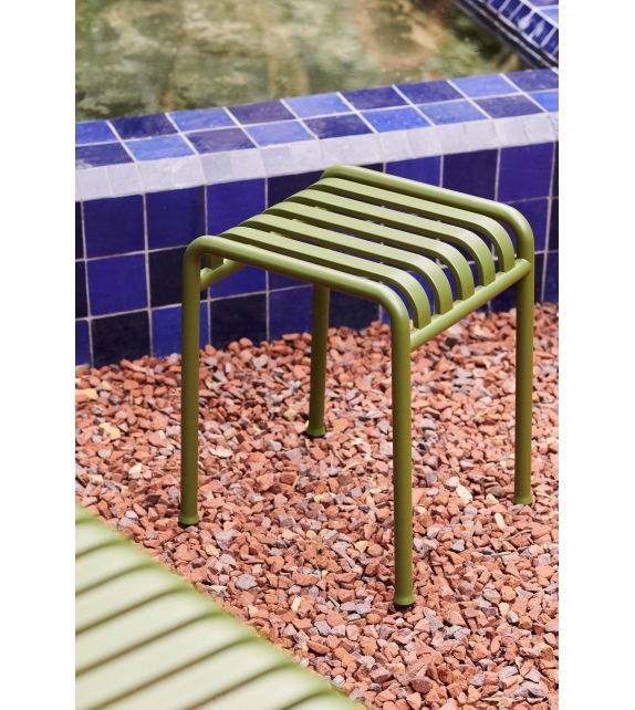 Palissade Hay Hocker