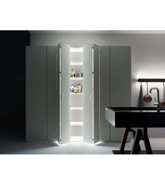 Core Apertura Totale Caccaro Kleiderschrank