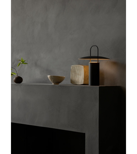 Ray Portable Menu Table Lamp