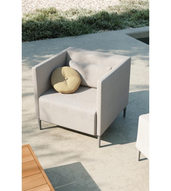 Zendo Sense Manutti Armchair