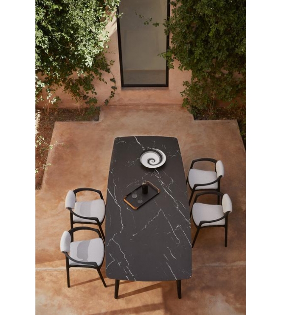 Solid Manutti Petit Fauteuil