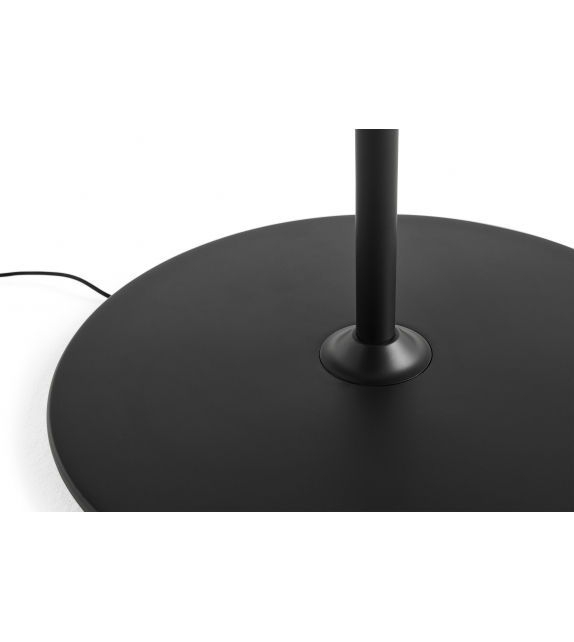 Pao Steel Hay Floor Lamp