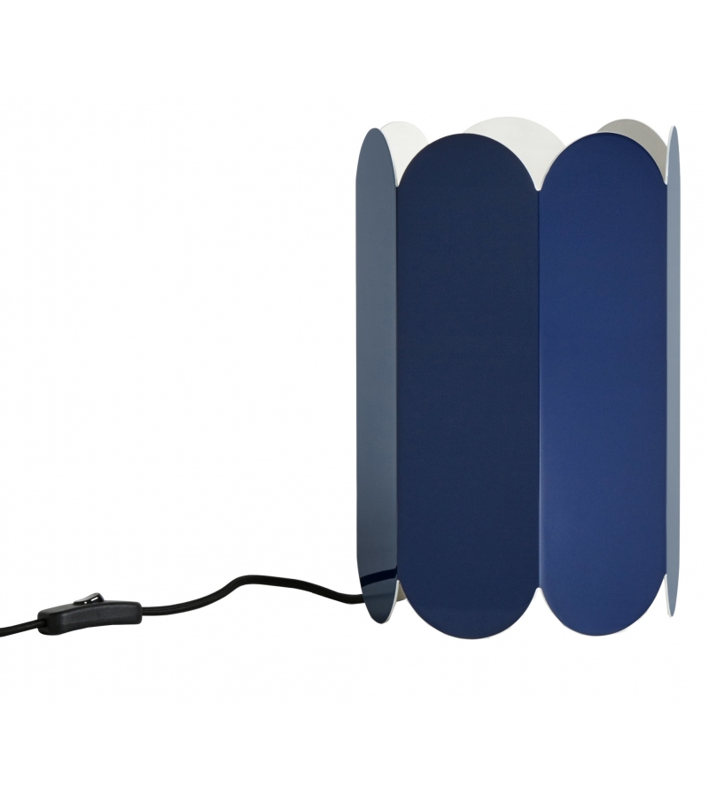 ARCS Shade Hay Table Lamp