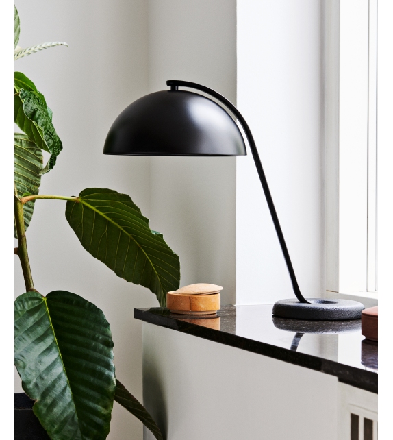 Turn On Hay Lampada da Tavolo