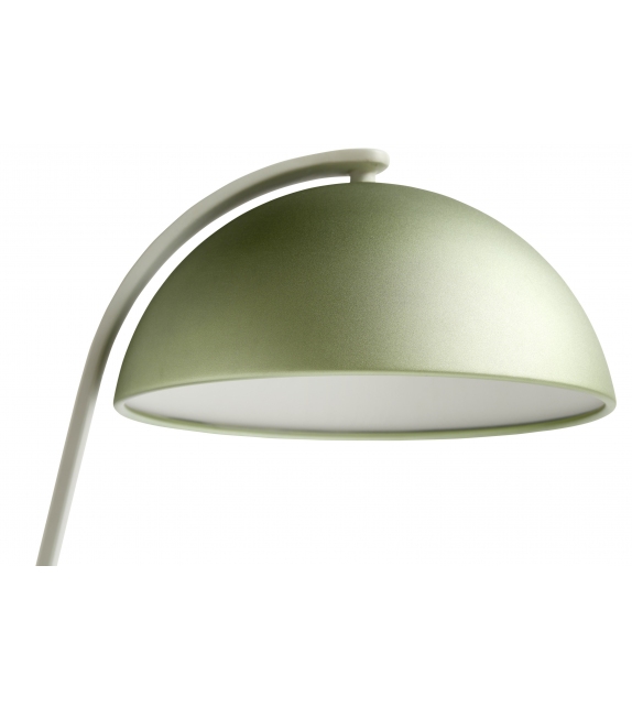 Turn On Hay Tischleuchte