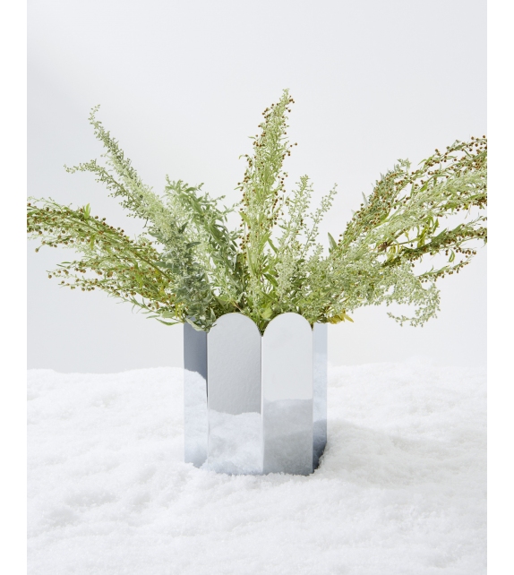 Arcs Hay Vase