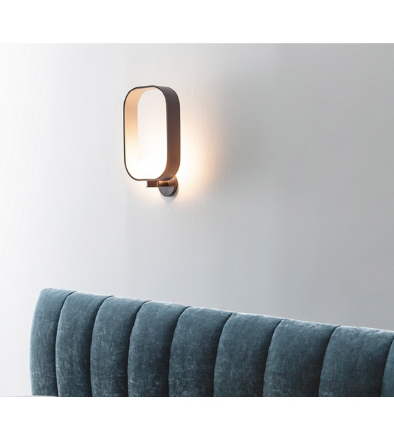 555 Filipa Tooy Wall Lamp
